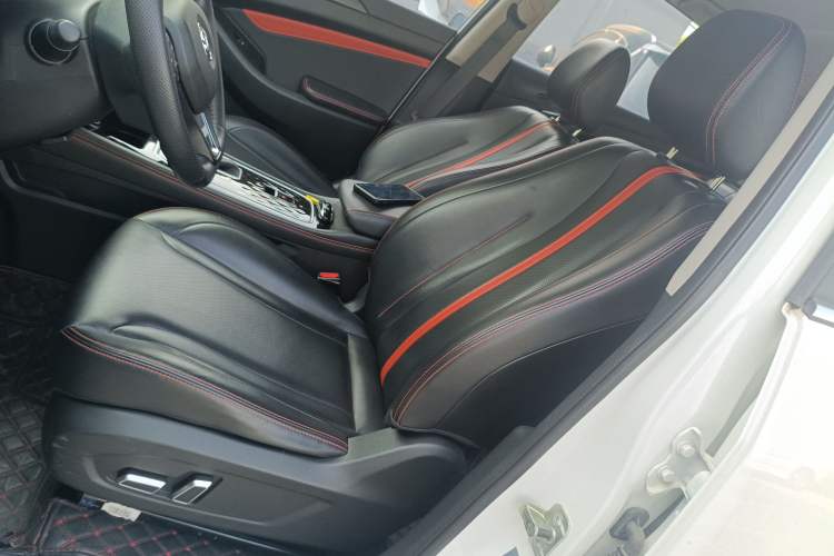 Used Dongfeng Fengon 580 2021 Revised ☆ Star Edition 1.5T Automatic Luxury Version Left Front Seat