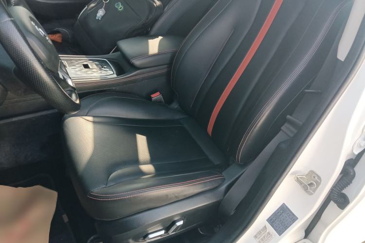 Used Dongfeng Fengon 580 2021 Revised ☆ Star Edition 1.5T Automatic Luxury Version Left Front Seat
