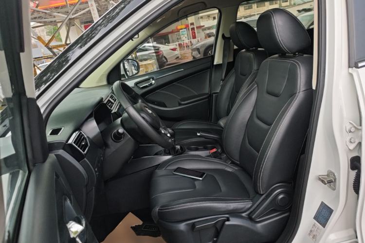 Used Dongfeng Fengon 580 2021 Revised ☆ Star Edition 1.8L Manual Elite Version Left Front Seat