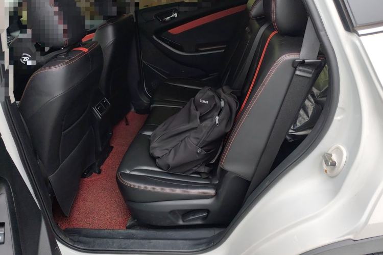 Used Dongfeng Fengon 580 2021 Revised Edition ☆ Star Version 1.5 TGDI Automatic Prestige Grade Left Rear Seat
