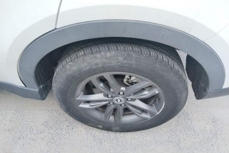 Used Dongfeng Fengon 580 2021 Revised ☆ Star Edition 1.5T Automatic Luxury Version Left Rear Wheel Hub