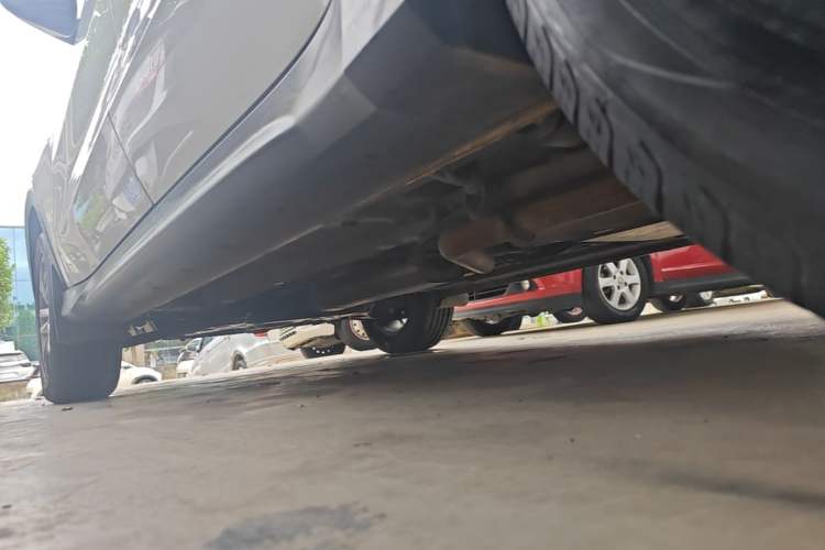 Used Dongfeng Fengon 580 2021 ☆ Star Edition 1.5T Automatic Luxury Version Left Side Sill