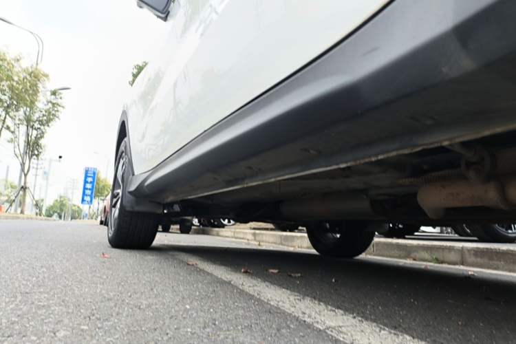 Used Dongfeng Fengon 580 2021 ☆ Star Edition 1.5T Automatic Luxury Version Left Side Sill
