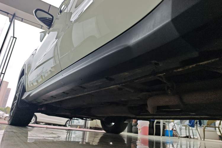 Used Dongfeng Fengon 580 2021 ☆ Star Edition 1.5T Automatic Luxury Version Left Side Sill