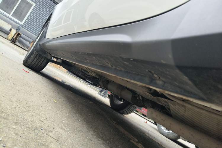Used Dongfeng Fengon 580 2021 Revised ☆ Star Edition 1.8L Manual Elite Version Left Side Sill