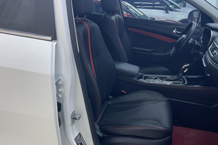 Used Dongfeng Fengon 580 2021 Revised ☆ Star Edition 1.5T Automatic Luxury Version Right Front Seat
