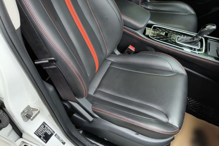 Used Dongfeng Fengon 580 2021 Revised ☆ Star Edition 1.5T Automatic Luxury Version Right Front Seat