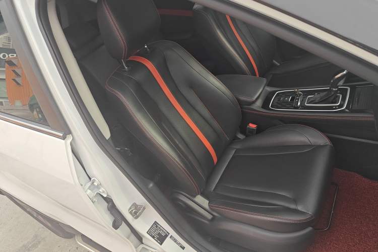 Used Dongfeng Fengon 580 2021 Revised ☆ Star Edition 1.5T Automatic Luxury Version Right Front Seat