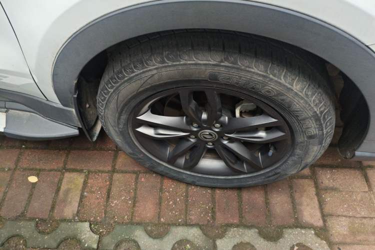 Used Dongfeng Fengon 580 2021 ☆ Star Edition 1.5T Automatic Luxury Version Right Front Wheel Hub