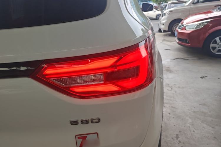 Used Dongfeng Fengon 580 2021 ☆ Star Edition 1.5T Automatic Luxury Version Right Rear Taillight