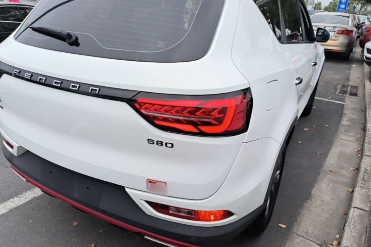 Used Dongfeng Fengon 580 2021 ☆ Star Edition 1.5T Automatic Luxury Version Right Rear Taillight