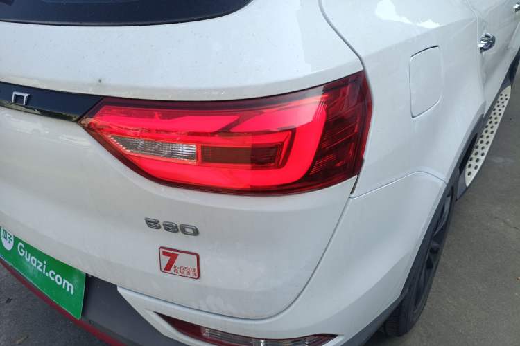 Used Dongfeng Fengon 580 2021 Revised ☆ Star Edition 1.5T Automatic Luxury Version Right Rear Taillight