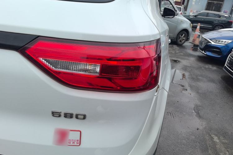 Used Dongfeng Fengon 580 2021 Revised ☆ Star Edition 1.5T Automatic Luxury Version Right Rear Taillight
