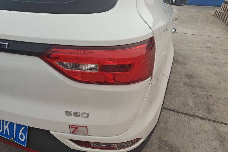 Used Dongfeng Fengon 580 2021 Revised ☆ Star Edition 1.5T Automatic Luxury Version Right Rear Taillight