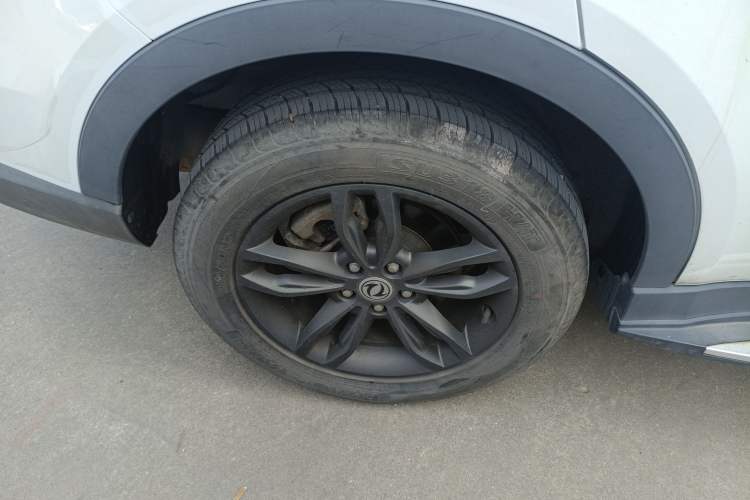 Used Dongfeng Fengon 580 2021 Revised ☆ Star Edition 1.5T Automatic Luxury Version Right Rear Wheel Hub