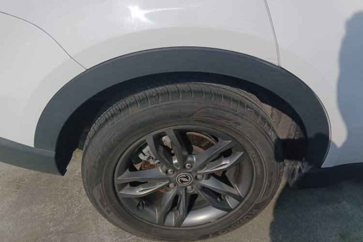 Used Dongfeng Fengon 580 2021 Revised ☆ Star Edition 1.5T Automatic Luxury Version Right Rear Wheel Hub