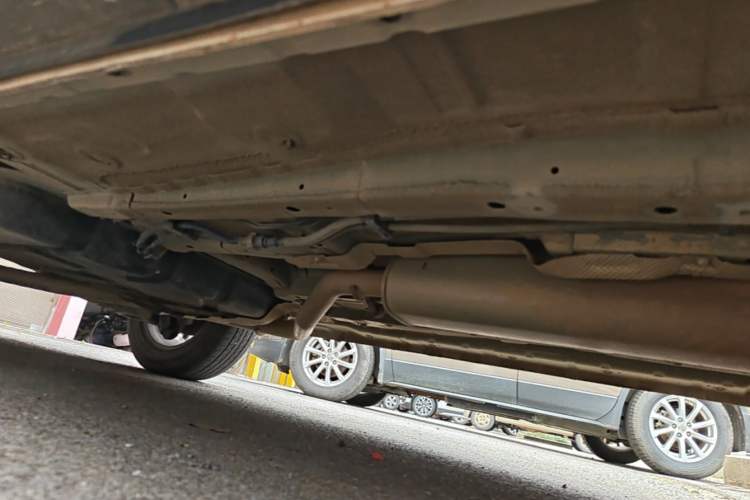 Used Dongfeng Fengon 580 2021 Revised ☆ Star Edition 1.5T Manual Luxury Version Right Side Sill