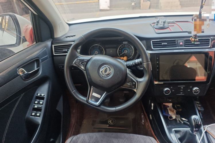 Used Dongfeng Fengon 580 2021 Revised ☆ Star Edition 1.8L Manual Elite Version Steering Wheel