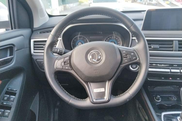 Used Dongfeng Fengon 580 2021 Revised ☆ Star Edition 1.5T Automatic Luxury Version Steering Wheel