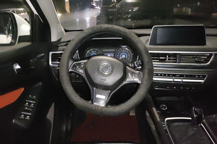 Used Dongfeng Fengon 580 2021 Revised ☆ Star Edition 1.5T Manual Luxury Version Steering Wheel