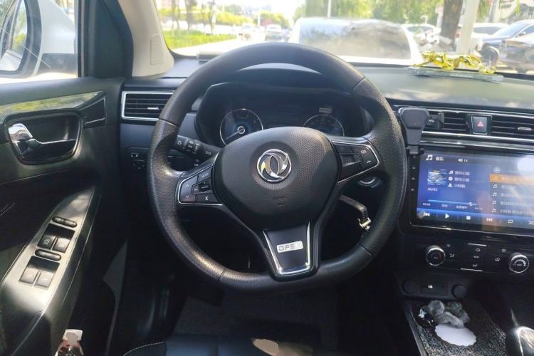 Used Dongfeng Fengon 580 2021 Revised ☆ Star Edition 1.8L Manual Elite Version Steering Wheel