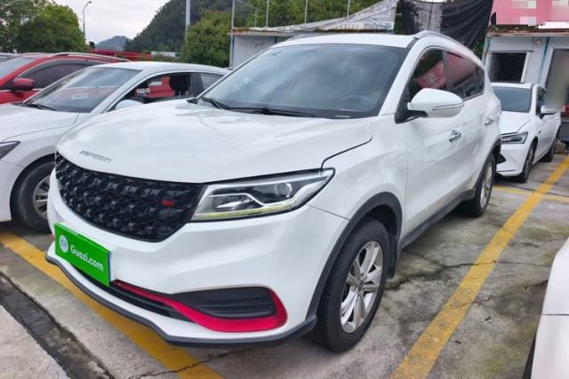 Ojetý Dongfeng Fengon 580 2021 Revised ☆ Star Edition 1.8L Manual Elite Version