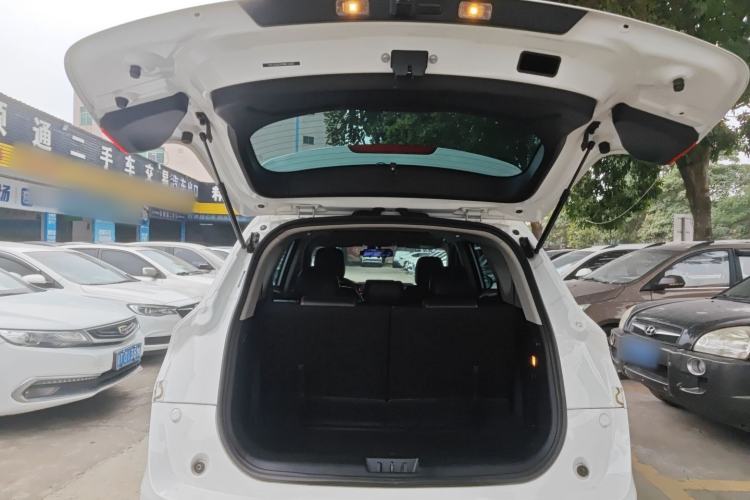 Used Dongfeng Fengon 580 2021 Revised ☆ Star Edition 1.5T Automatic Luxury Version Trunk