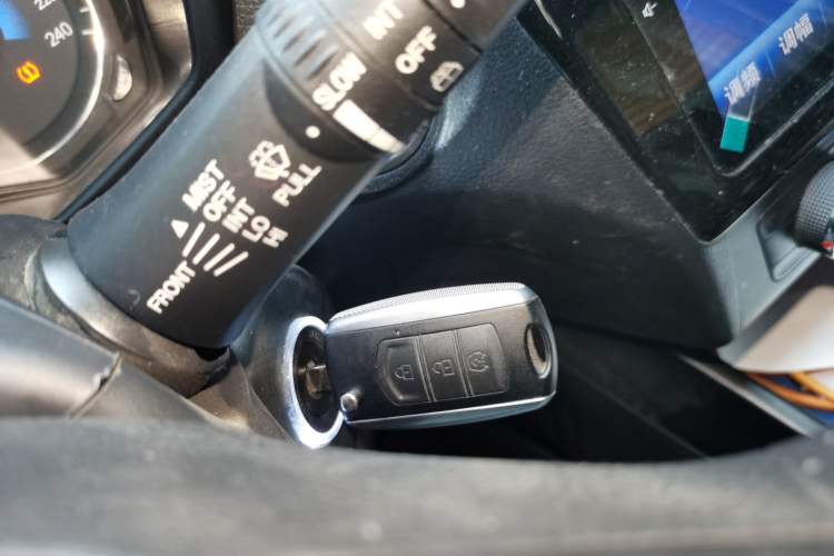 Used Dongfeng Fengon 580 2021 ☆ Star Edition 1.8L Manual Elite Version Vehicle Key