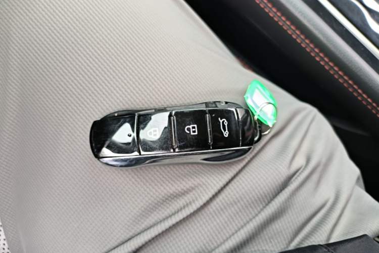 Used Dongfeng Fengon 580 2021 ☆ Star Edition 1.5T Automatic Luxury Version Vehicle Key