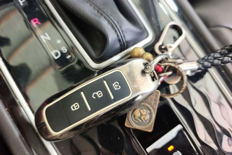 Used Dongfeng Fengon 580 2021 Revised ☆ Star Edition 1.5T Automatic Luxury Version Vehicle Key