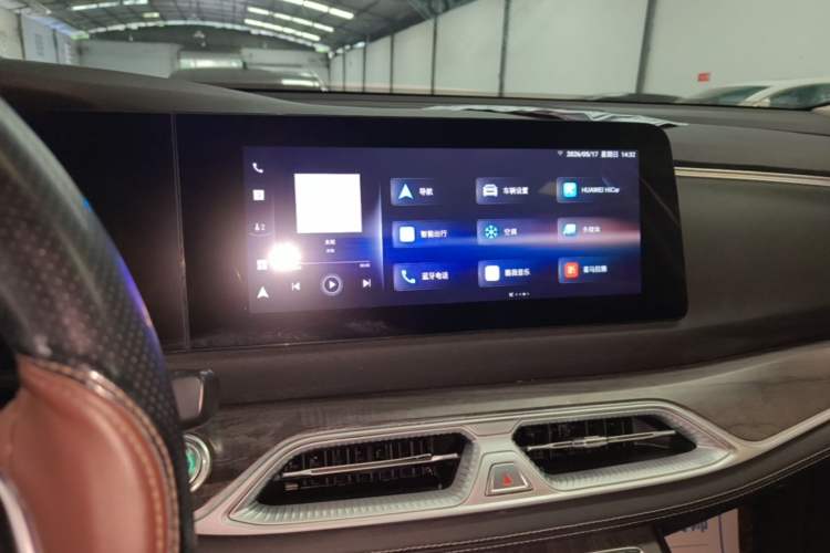 Used Dongfeng Fengon 580 2022 1.5T Automatic Luxury Version Audio And AC Panel