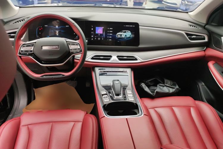 Used Dongfeng Fengon 580 2022 1.5T Automatic Luxury Edition Center Console