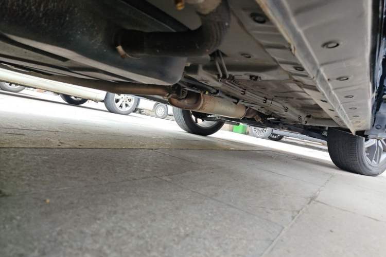 Used Dongfeng Fengon 580 2022 1.5T Automatic Enjoyment Model Chassis Rear Right