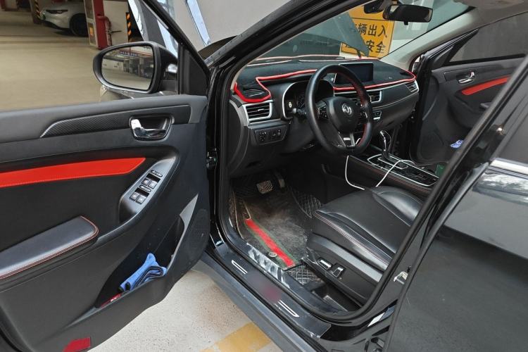 Used Dongfeng Fengon 580 2022 1.5T Automatic Luxury Version Driver Seat