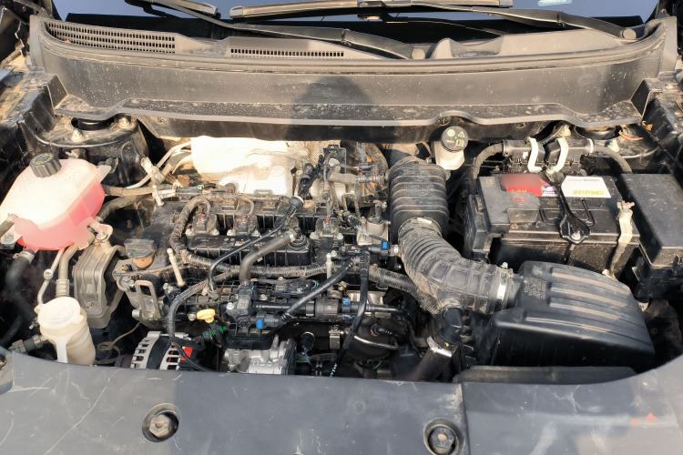 Used Dongfeng Fengon 580 2022 1.5T Automatic Enjoyment Model Engine Bay