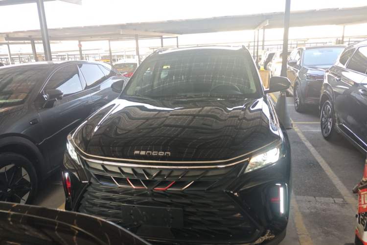 Used Dongfeng Fengon 580 2022 1.5T Automatic Luxury Version Front