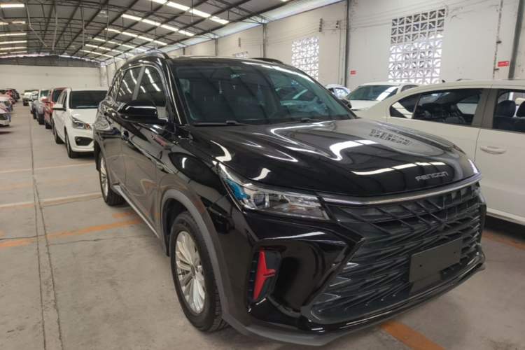Used Dongfeng Fengon 580 2022 1.5T Automatic Luxury Version Front Right 45 Deg