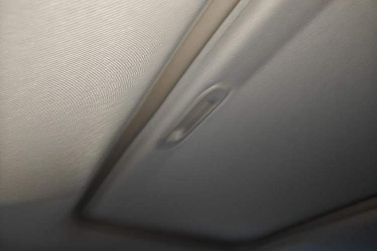 Used Dongfeng Fengon 580 2022 1.5T Automatic Luxury Version Headliner
