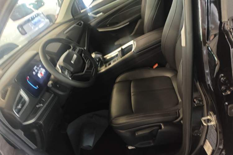 Used Dongfeng Fengon 580 2022 1.5T Automatic Luxury Version Left Front Seat
