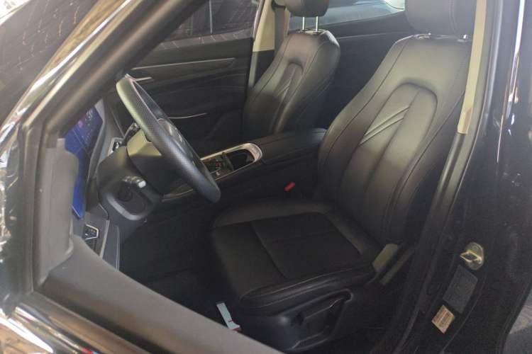 Used Dongfeng Fengon 580 2022 1.5T Automatic Luxury Version Left Front Seat