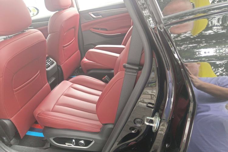 Used Dongfeng Fengon 580 2022 1.5T Automatic Luxury Edition Left Rear Seat