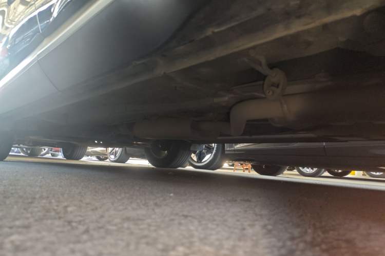 Used Dongfeng Fengon 580 2022 1.5T Automatic Luxury Version Left Side Sill