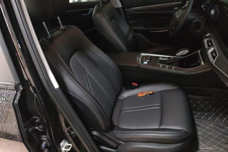 Used Dongfeng Fengon 580 2022 1.5T Automatic Luxury Version Right Front Seat