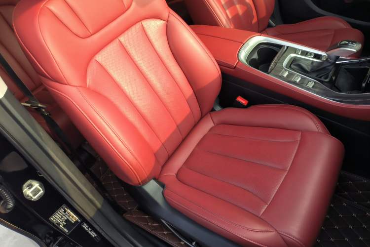 Used Dongfeng Fengon 580 2022 1.5T Automatic Enjoyment Model Right Front Seat