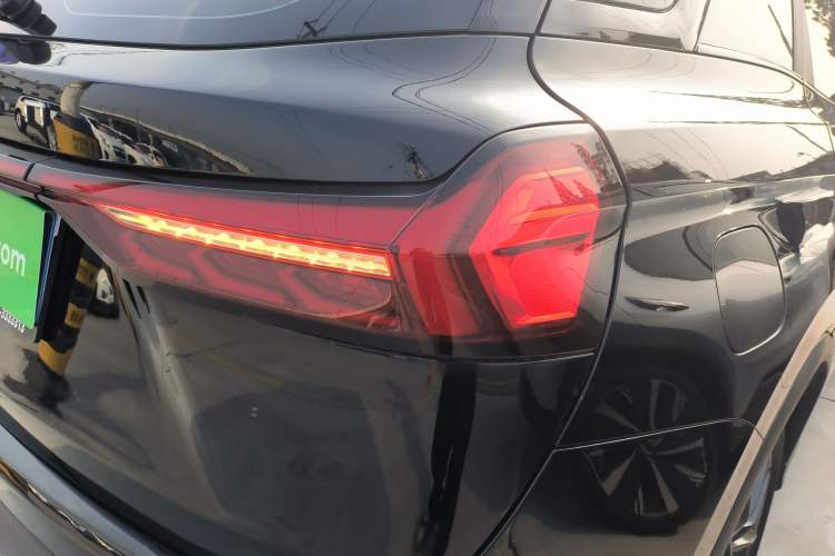 Used Dongfeng Fengon 580 2022 1.5T Automatic Enjoyment Model Right Rear Taillight