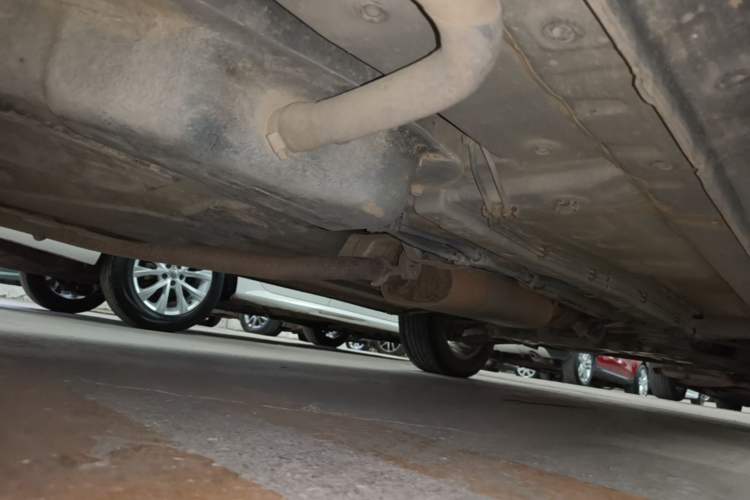 Used Dongfeng Fengon 580 2022 1.5T Automatic Luxury Version Right Side Sill