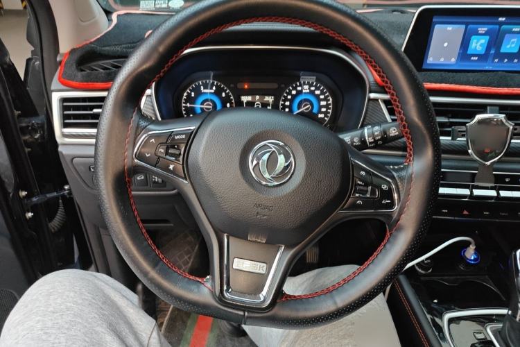 Used Dongfeng Fengon 580 2022 1.5T Automatic Luxury Version Steering Wheel