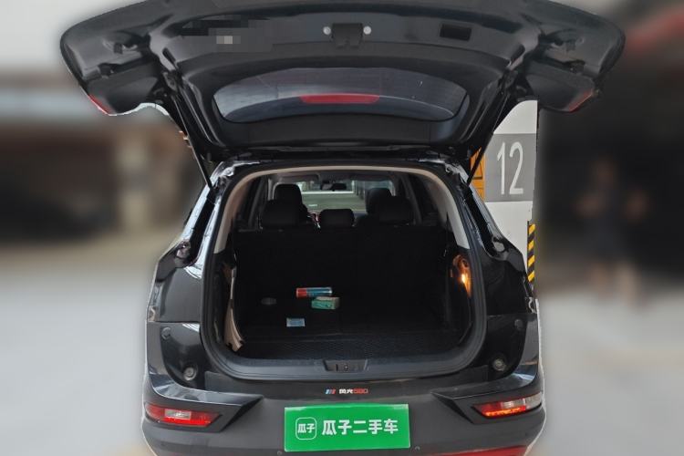 Used Dongfeng Fengon 580 2022 1.5T Automatic Luxury Version Trunk