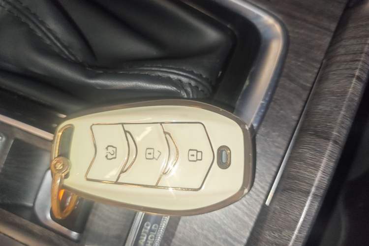 Used Dongfeng Fengon 580 2022 1.5T Automatic Luxury Version Vehicle Key