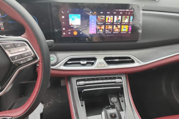 Used Dongfeng Fengon 580 2022 1.5T Automatic Luxury Edition Audio And AC Panel